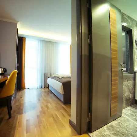 Anka Apartment *
